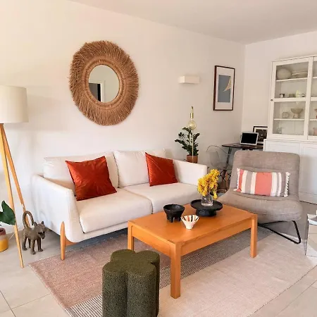 Le Soleya - In A Luxurious With Swimming Pool Apartment